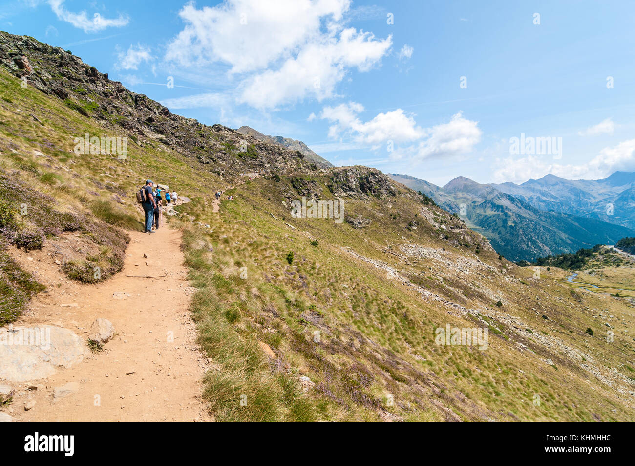 Il percorso per arrivare al lago di alta montagna vicino a Ordino, Tristaina, Andorra Foto Stock