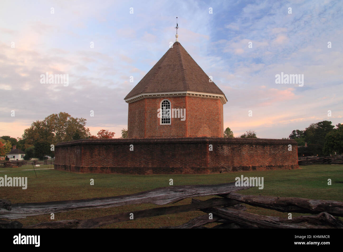 Costruito dal Governatore Spotswood nel 1715, la rivista vitali memorizzate le forniture militari necessari per la tutela della colonia di Virginia Foto Stock