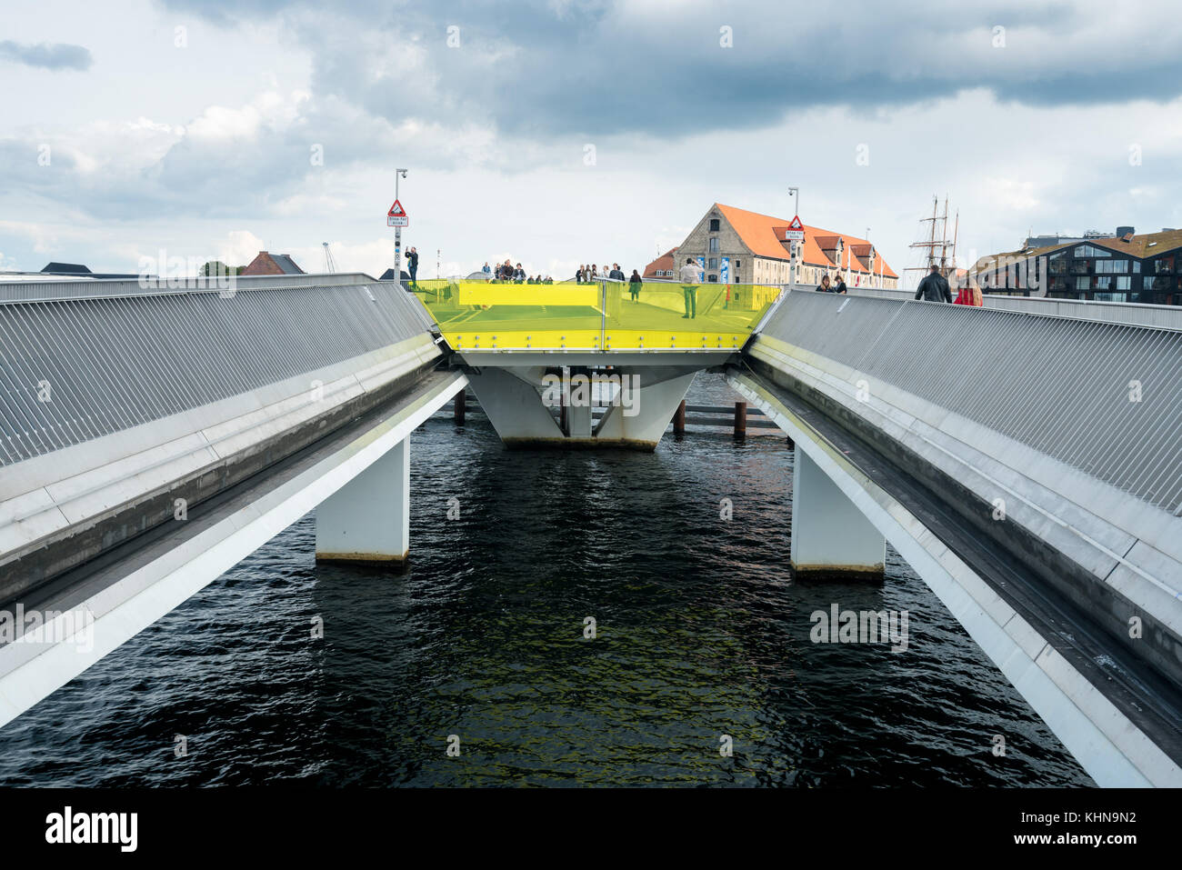 Inner Harbour Bridge a Copenaghen per i ciclisti e i pedoni Foto Stock