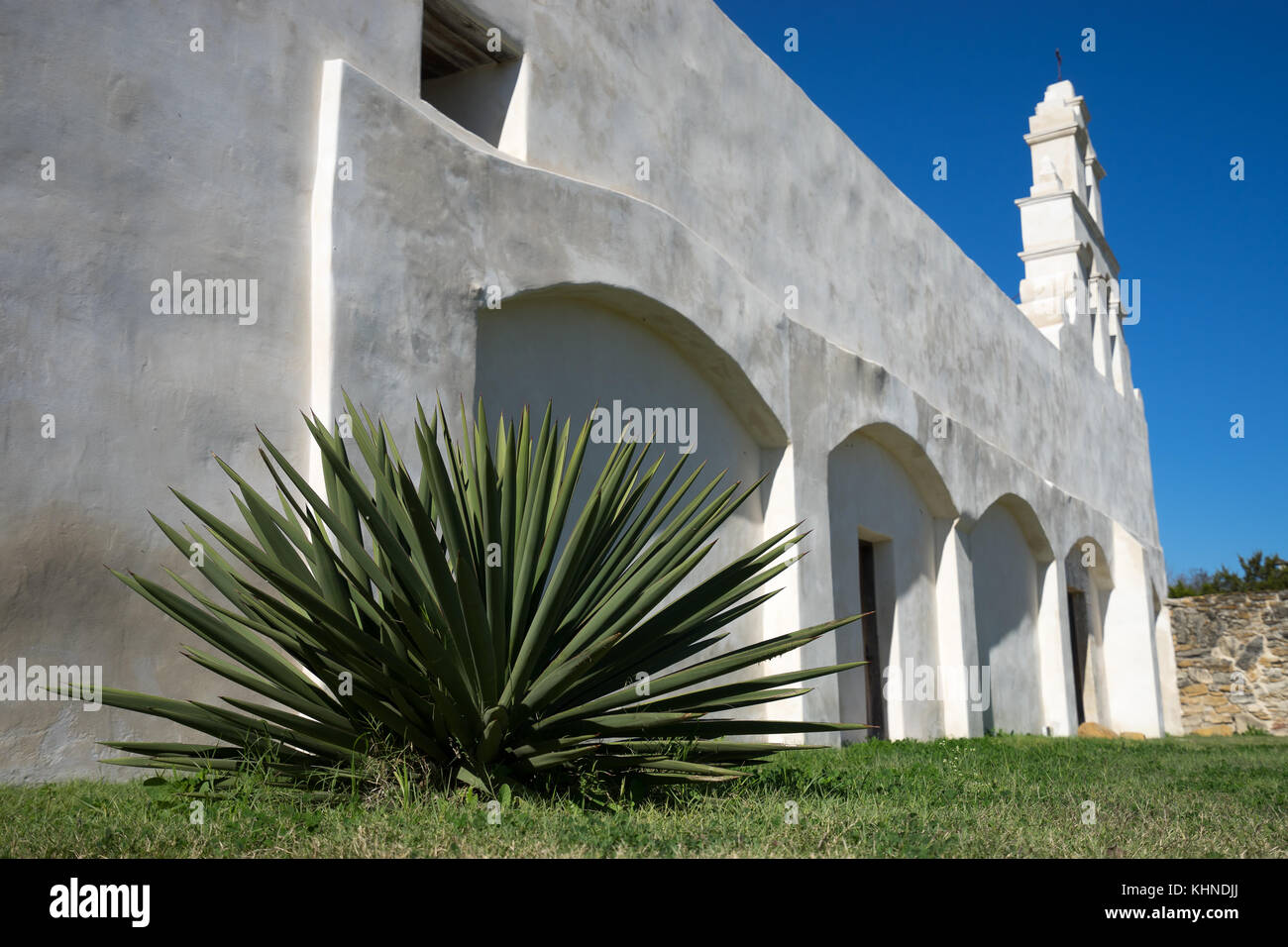 San juan misson in san antonio texas con il blu del cielo in background Foto Stock