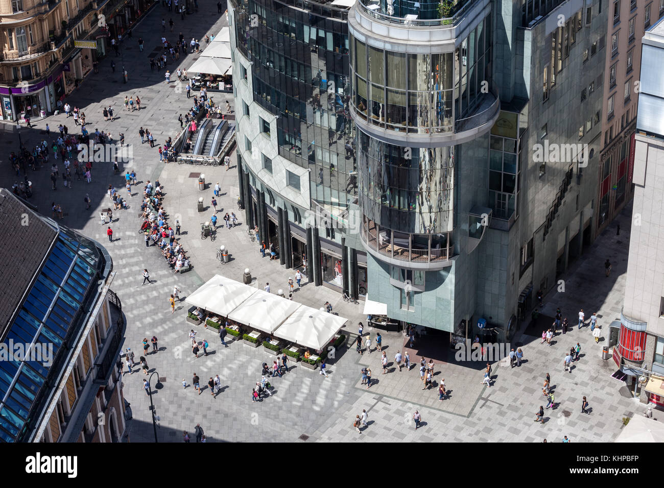 Stephansplatz piazza nel centro di vienna, Austria, do & co hotel, vista da sopra Foto Stock