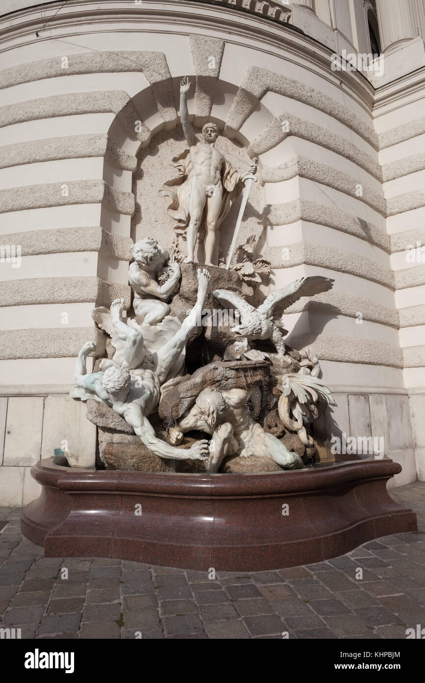 Potere sulla terra fontana, scultura da Edmund Hellmer presso il Palazzo di Hofburg di Vienna, Austria, xix secolo artwork Foto Stock