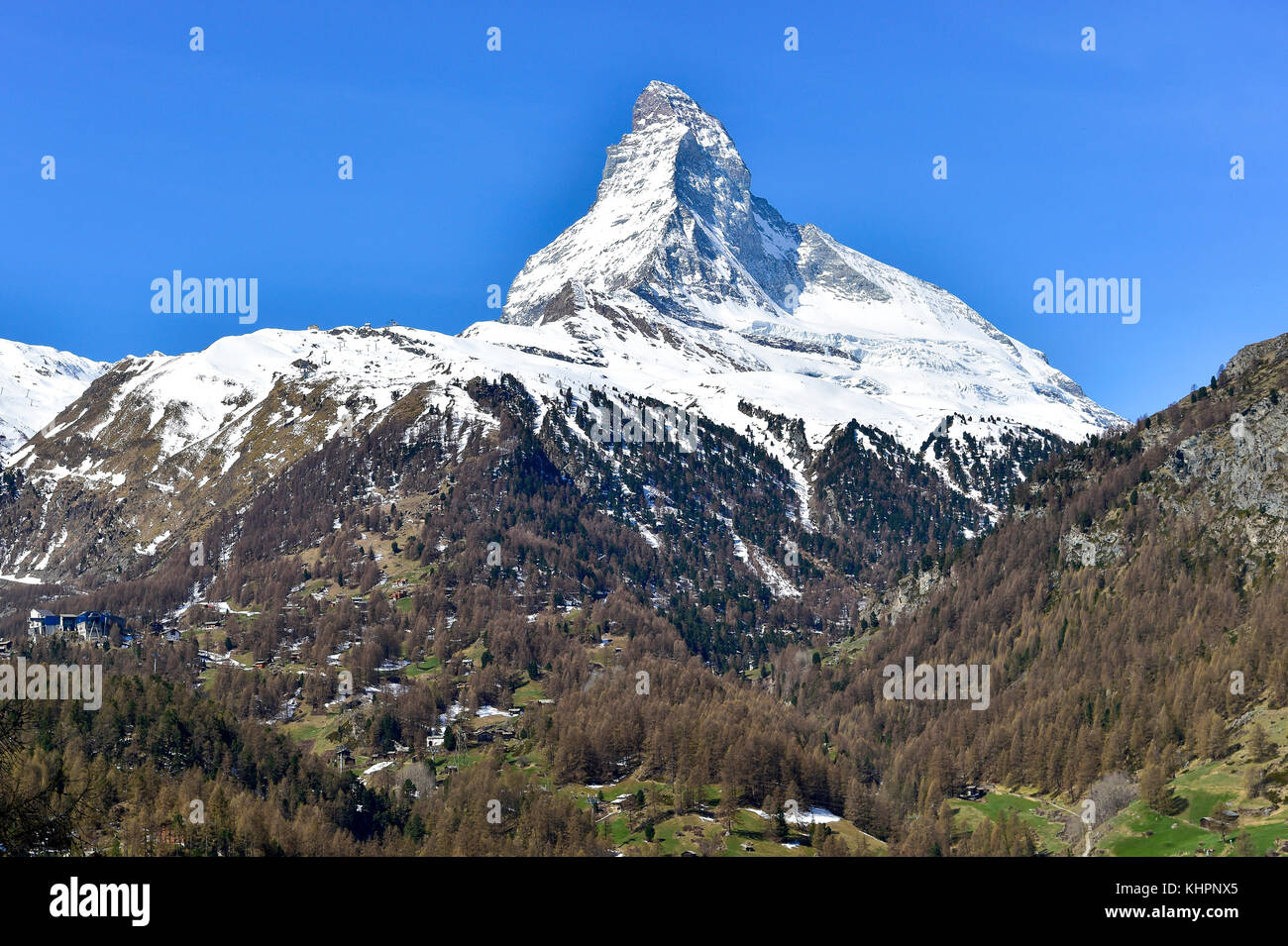 Il Cervino con neve, Zermatt, Svizzera Foto Stock