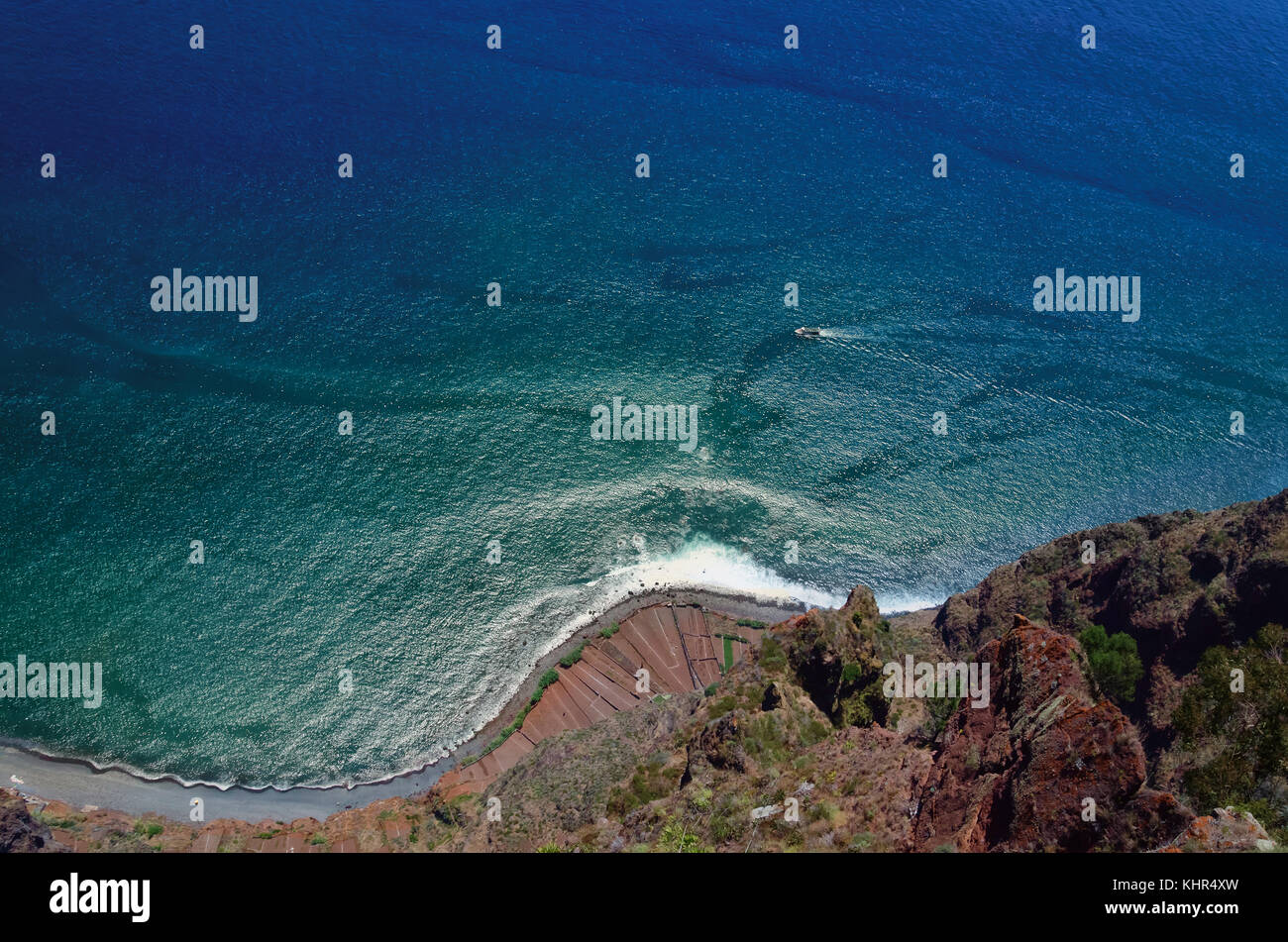 Suggestiva vista dell'Oceano Atlantico e la fascia costiera come si vede da  una delle famose mete viewpoint - la più alta scogliera europeo denominato  cabo gi Foto stock - Alamy