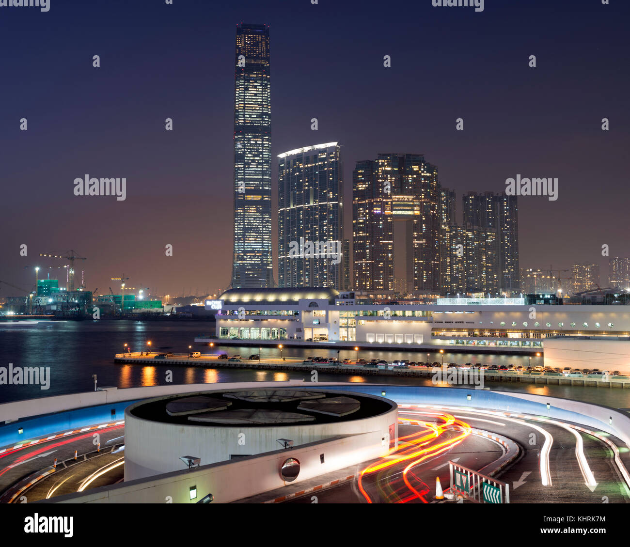 Il nuovo skyline di Kowloon e l'edificio più alto di Hong Kong, l'International Commerce Centre ICC, Hong Kong, Cina. Foto Stock