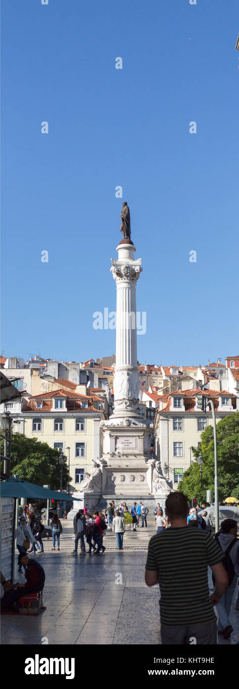 La colonna di Pedro IV è un monumento al re Dom Pedro IV del Portogallo eretta nel 1870 nel centro della piazza Rossio, Lisbona, Portogallo Foto Stock