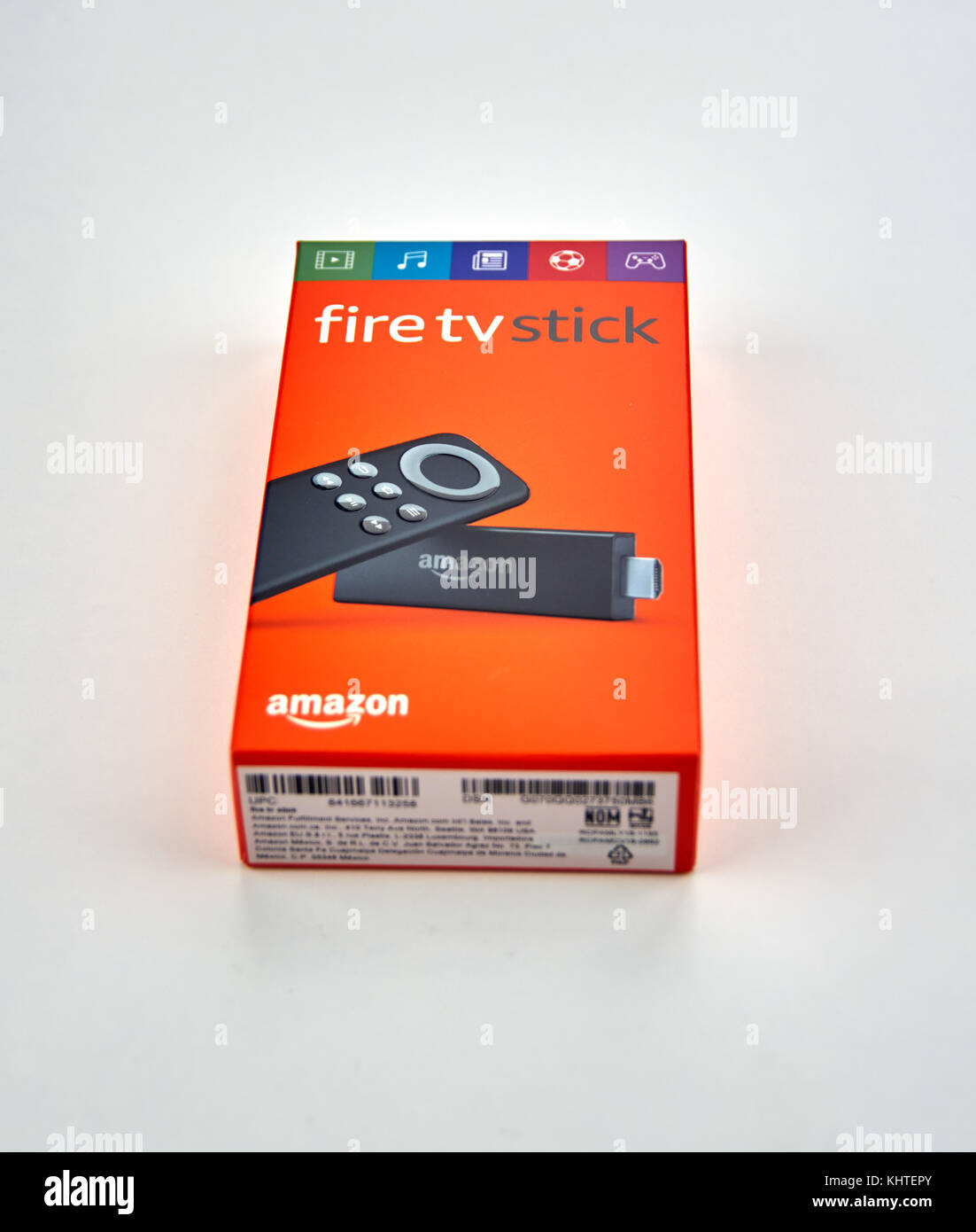 Montreal, Canada - 7 novembre 2017: amazon fire tv stick. Amazon fire tv stick è una versione economica in un hdmi-stick formato di Amazon fire tv, androi Foto Stock