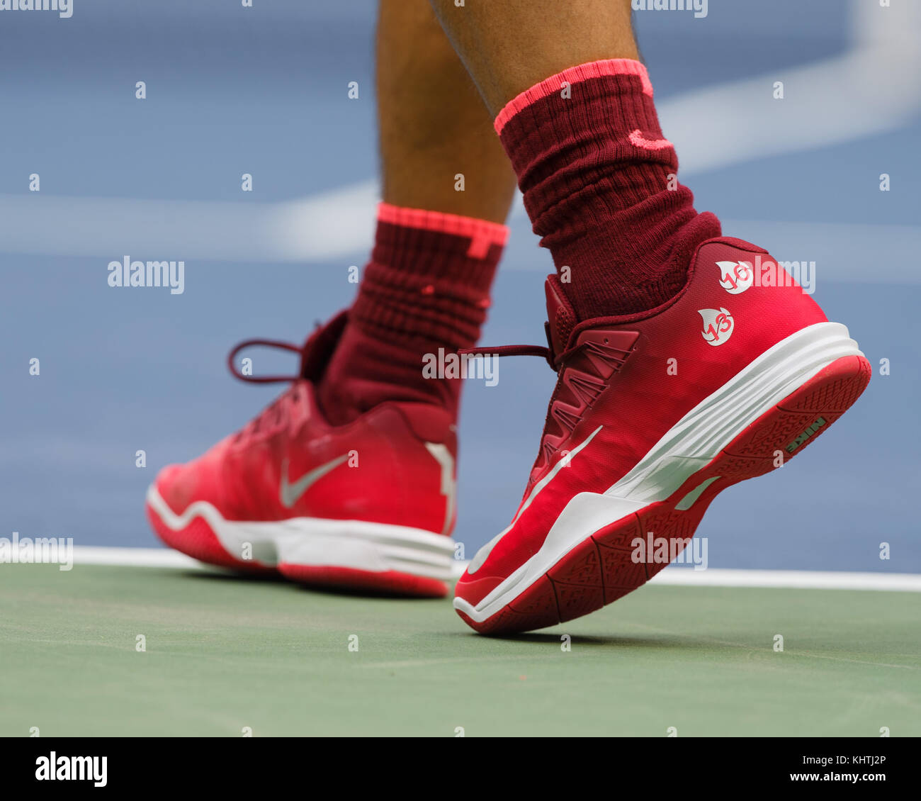 Primo piano del tennista spagnolo Rafael Nadal, scarpa sportiva durante la sua partita maschile di tennis all'US Open 2017 Tennis Championship, New York City, New York Foto Stock
