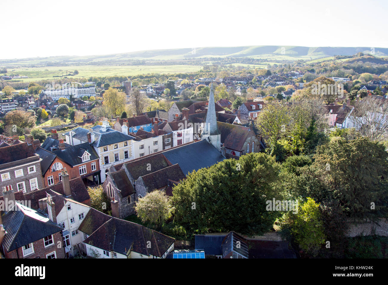 Vista aerea della città dalla Torre Sud di Lewes Castle, High Street, Lewes, East Sussex, England, Regno Unito Foto Stock