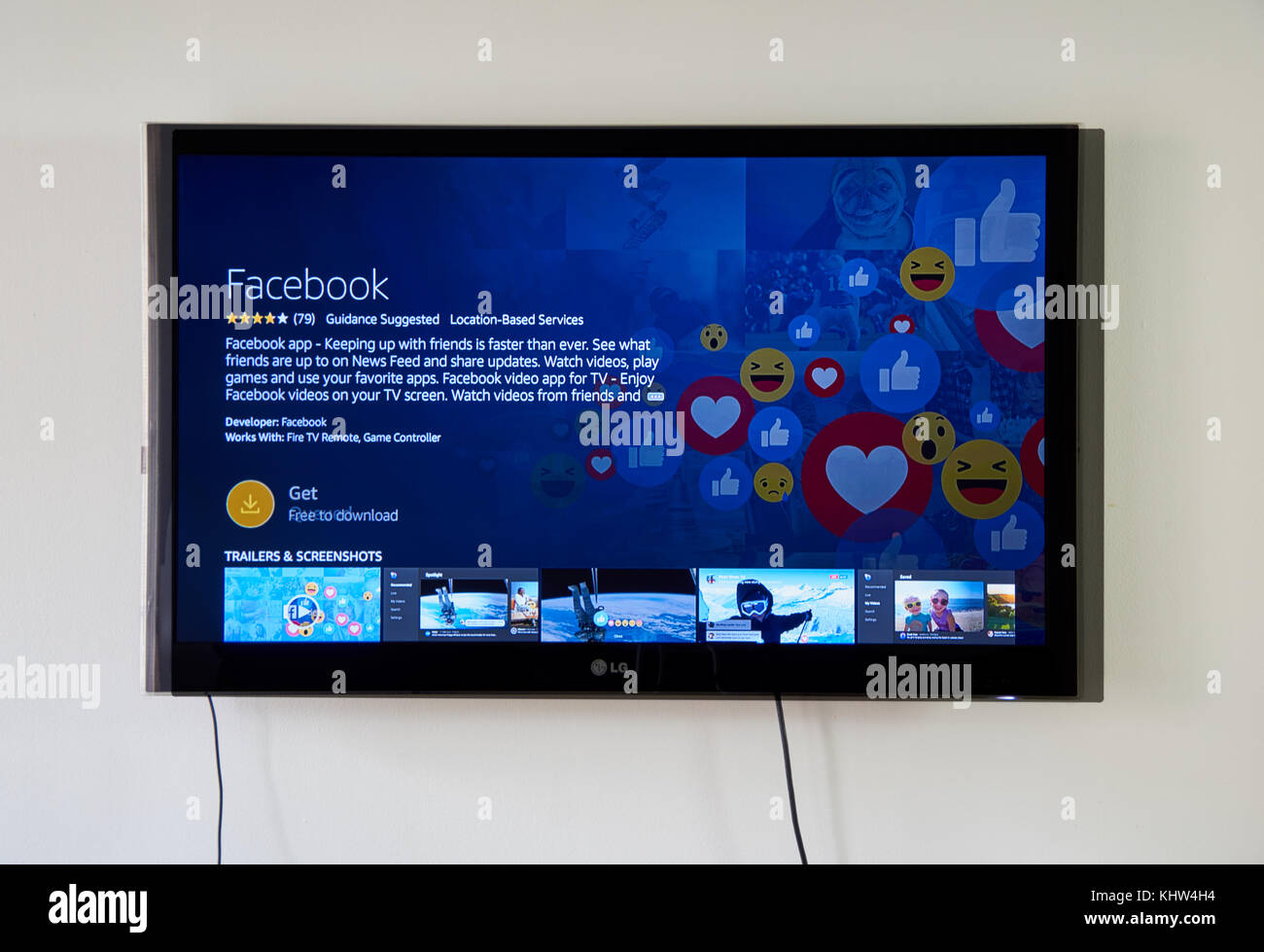 MONTREAL, Canada - 15 novembre 2017: app Facebook e su LG TV. Facebook è un Americano per fini di lucro e un servizio online di social media e social Foto Stock