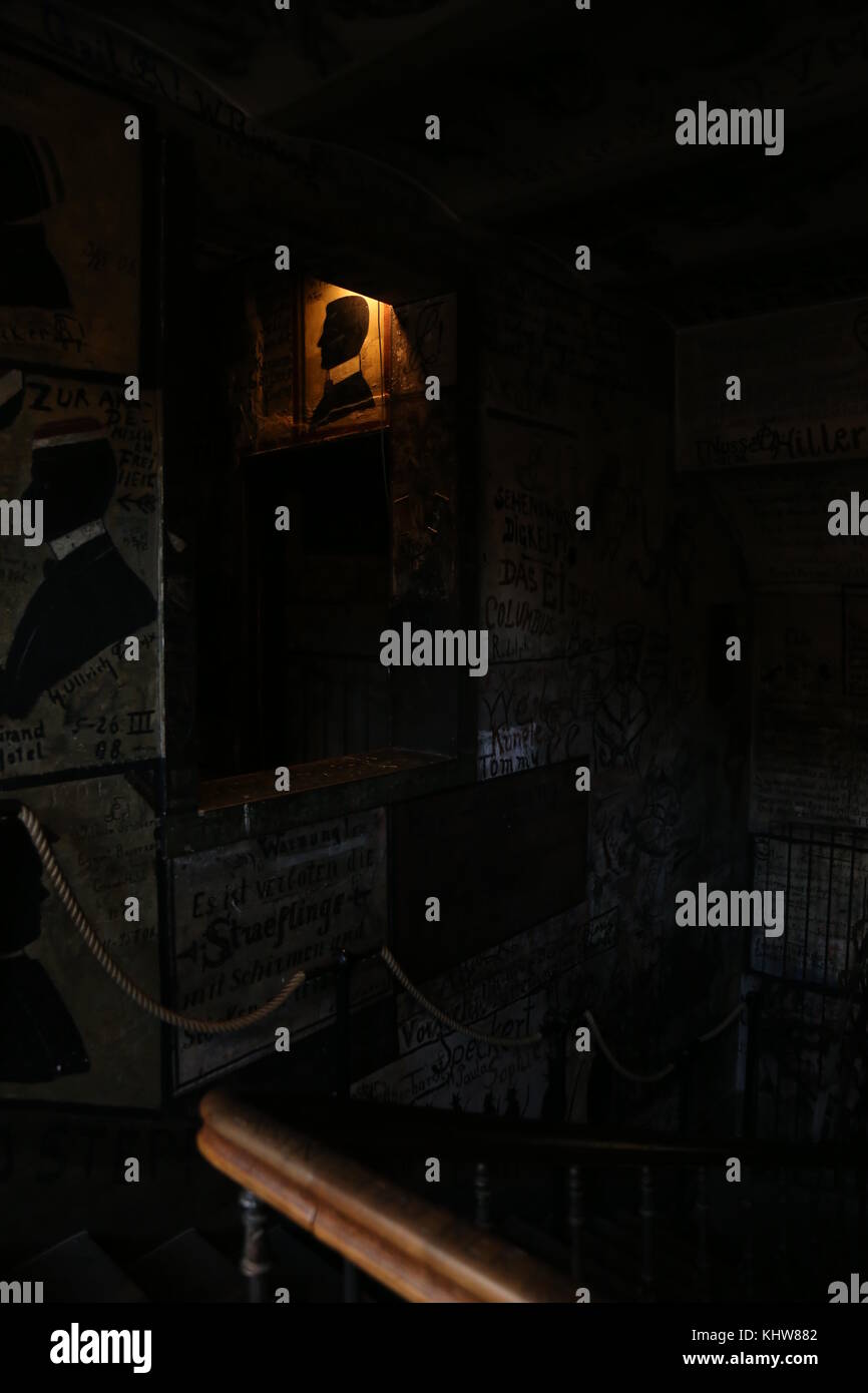 Portre in scuro sulla prigione, Heidelberg, Germania Foto Stock