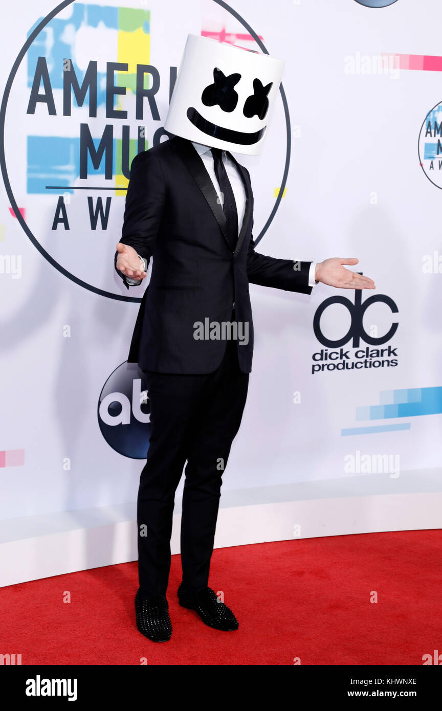 Los Angeles, Stati Uniti. 19th Nov 2017. Marshmello partecipa ai 2017 American Music Awards al Microsoft Theater il 19 novembre 2017 a Los Angeles, California. Credit: Geisler-Fotopress/Alamy Live News Foto Stock