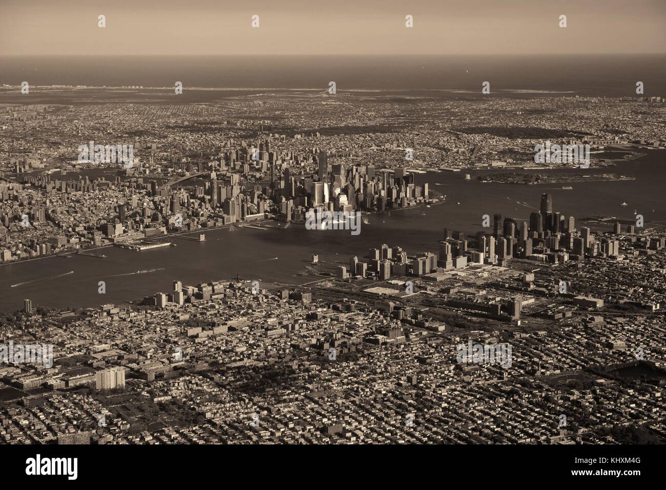 Vista aerea della città di new york in bianco e nero Foto Stock
