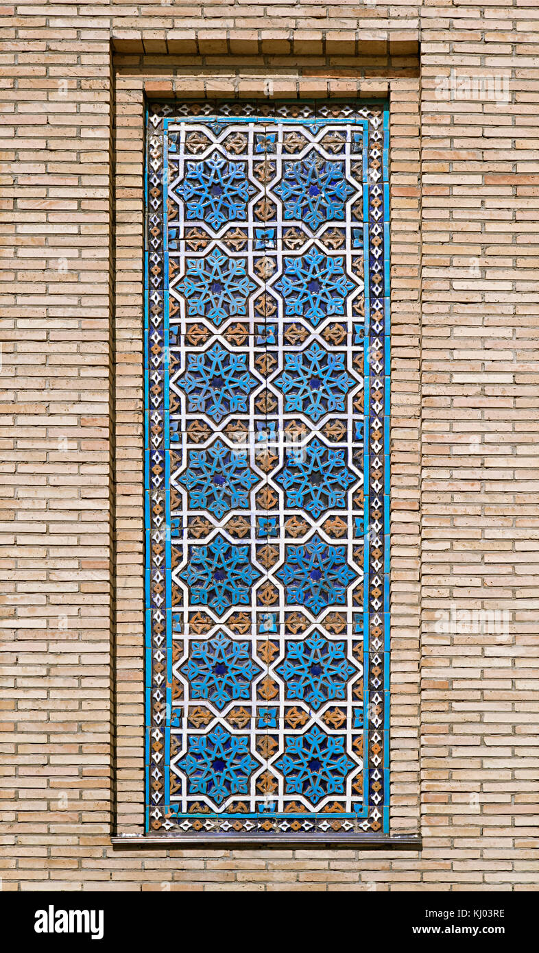Antico mosaico orientale sulla parete, Uzbekistan Foto Stock