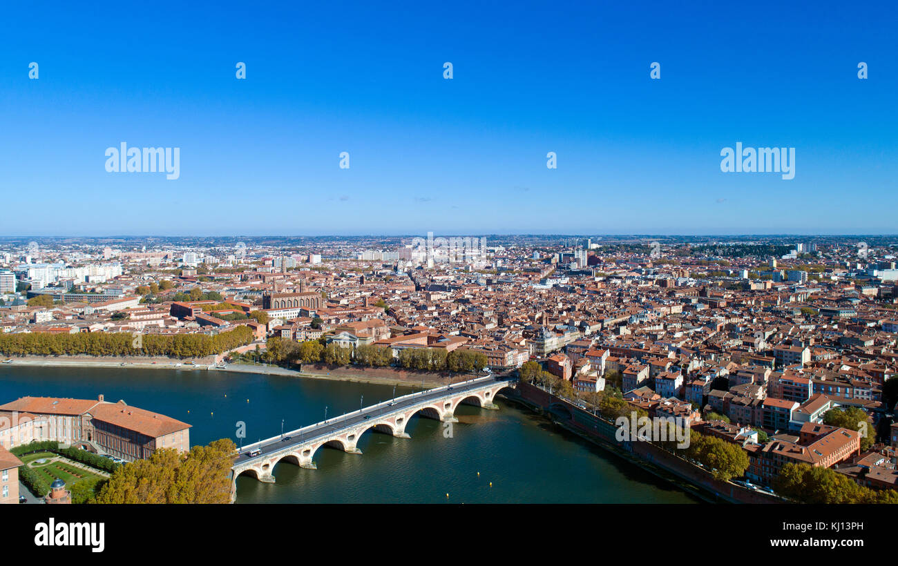 Vista aerea della città di Tolosa in Haute Garonne, Francia Foto Stock