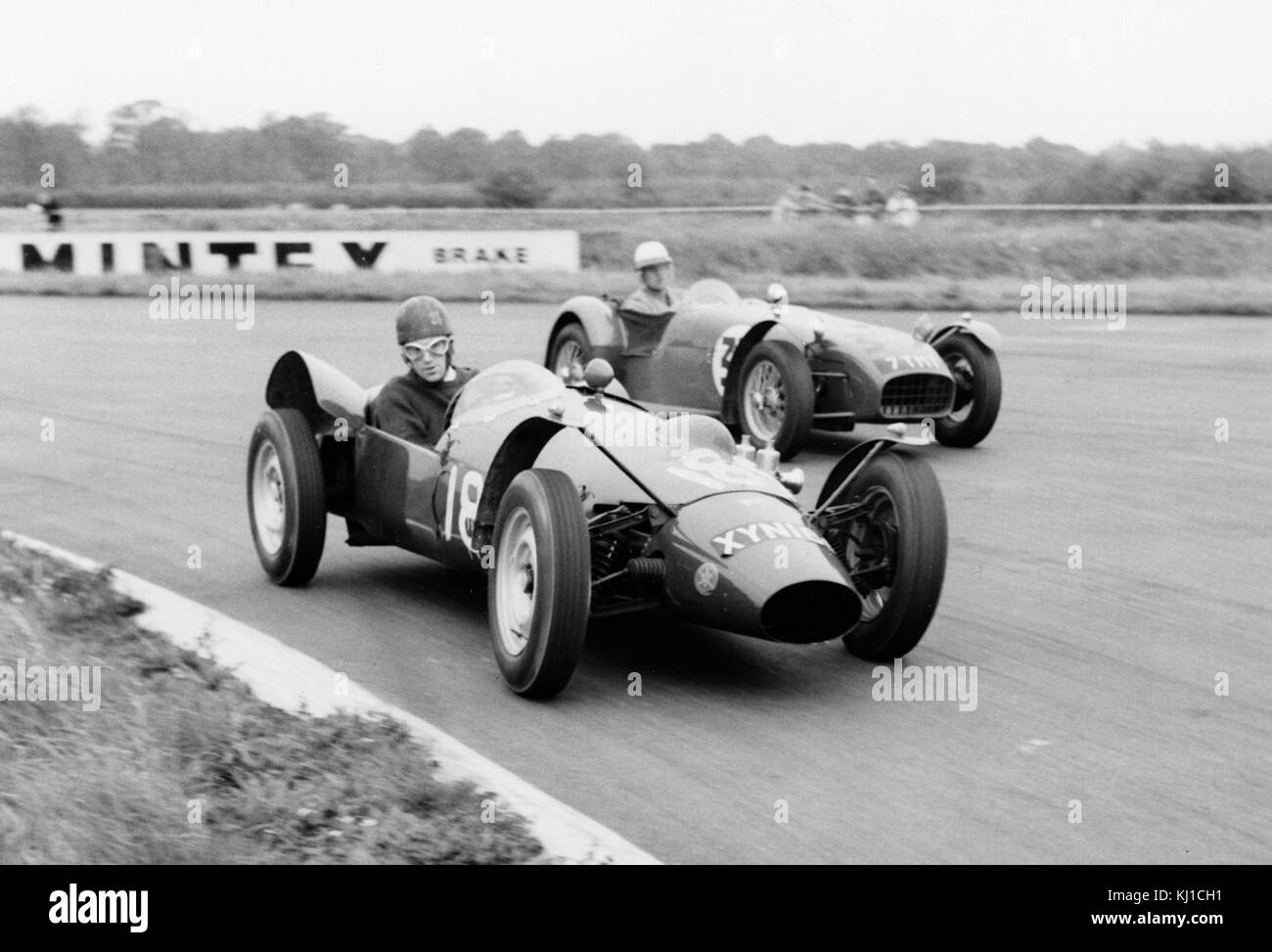 Yimkin guidato da don sim con Lotus 7 serie 1 di peter warr. silverstone 17/9/1960. Foto Stock