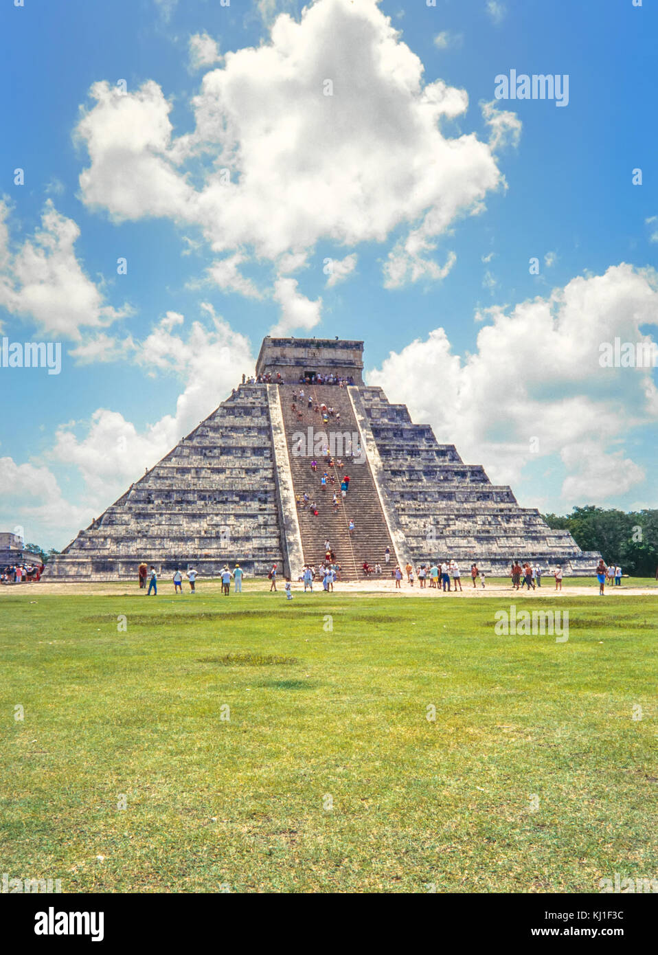 Tempio di Kukulkan, piramide a Chichen Itza, Yucatan, Messico Foto Stock