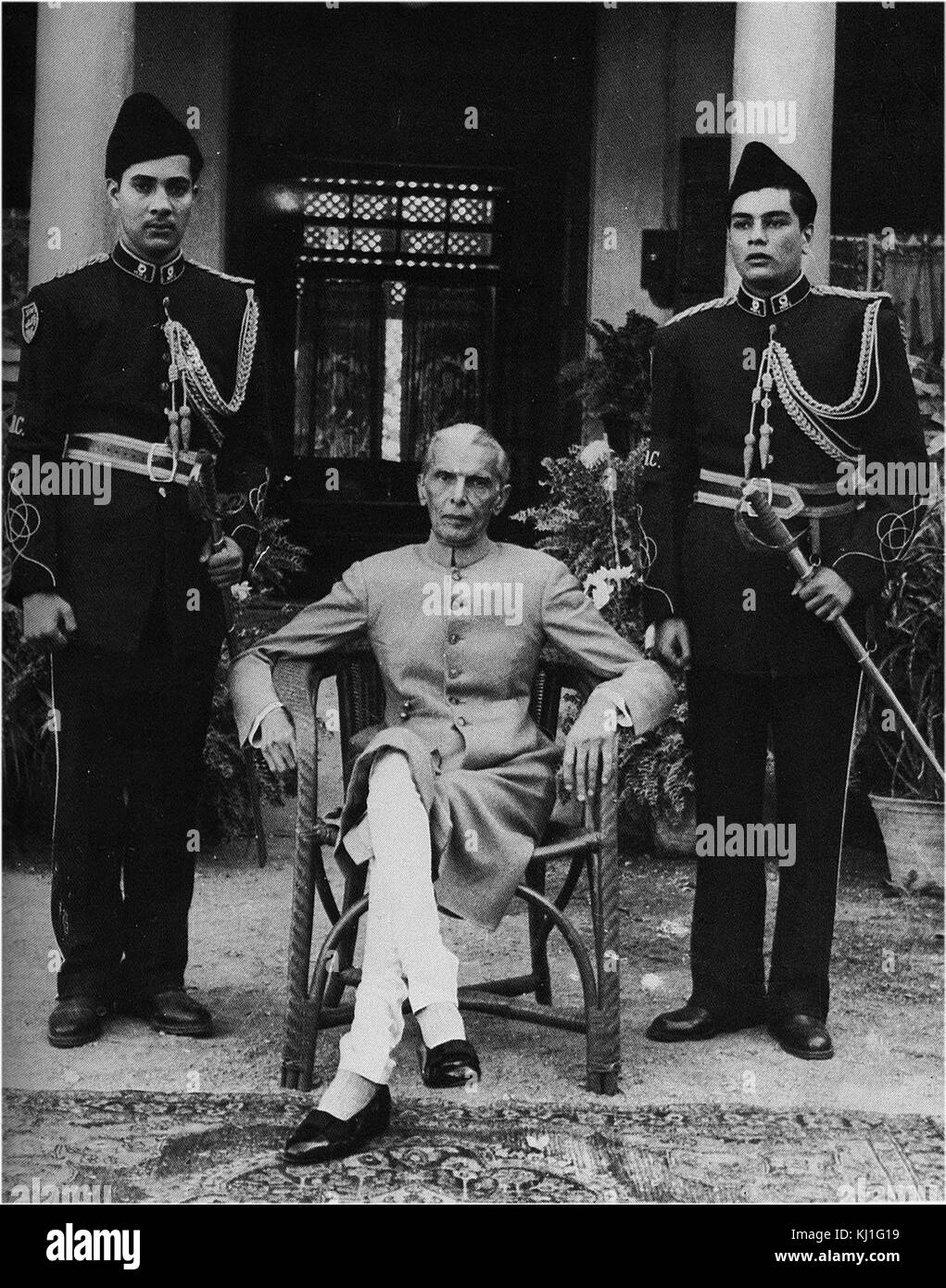 Muhammad Ali Jinnah (1876 - 1948), politico e il fondatore del Pakistan. Jinnah ha servito come leader della All-India Lega musulmana dal 1913 fino al Pakistan alla creazione del 14 agosto 1947, e poi come il Pakistan il Primo Governatore Generale fino alla sua morte. Foto Stock
