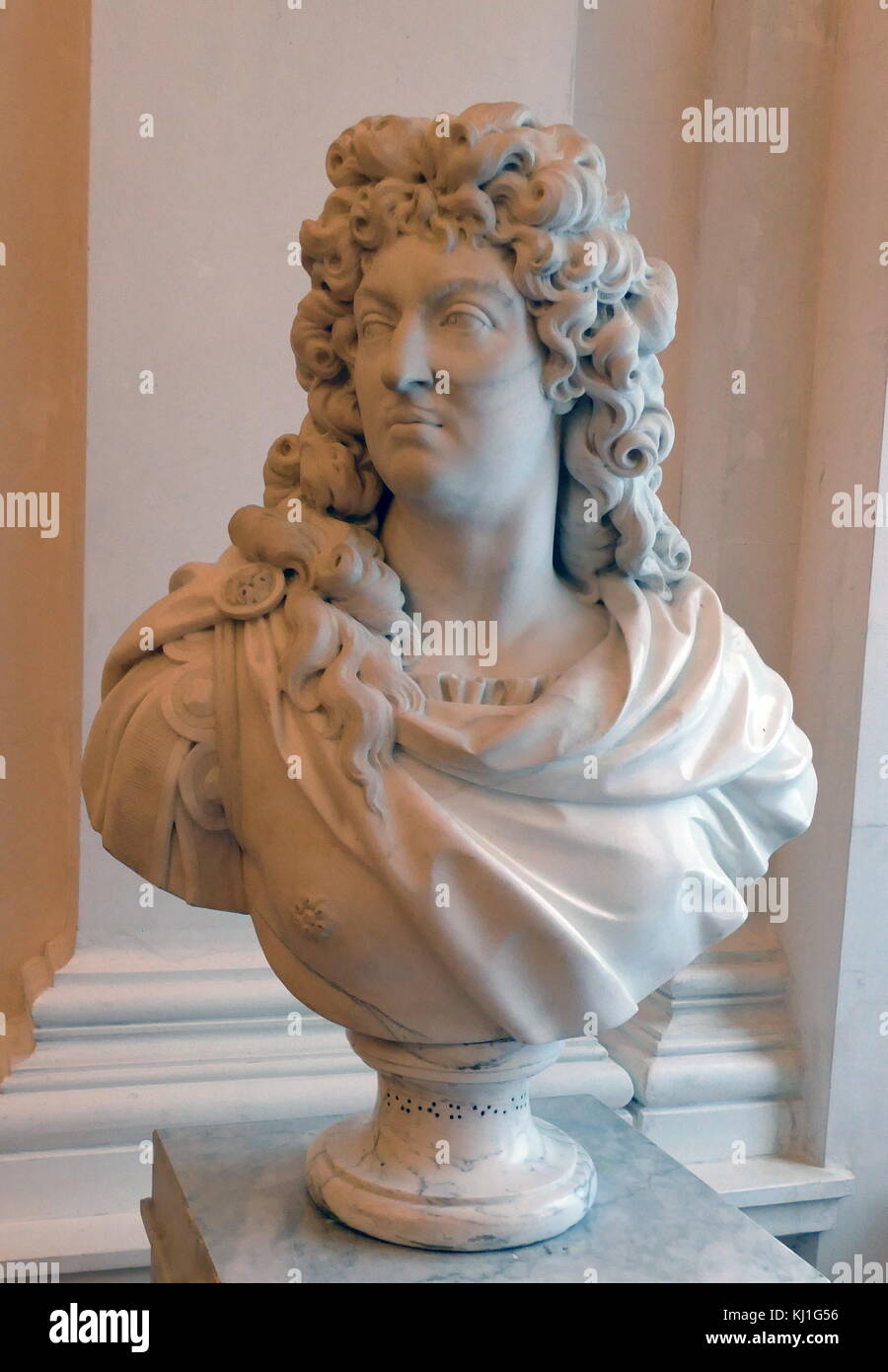 Busto del re francese Luigi XIV, da Simon-Louis Boizot, 1743-1804. Louis XIV (1638 - 1715), noto come Luigi il Grande (Louis le Grand) o il Re Sole (Le Roi-Soleil), era un monarca della Casa di Borbone che governarono come Re di Francia dal 1643 fino alla sua morte in 1715 Foto Stock