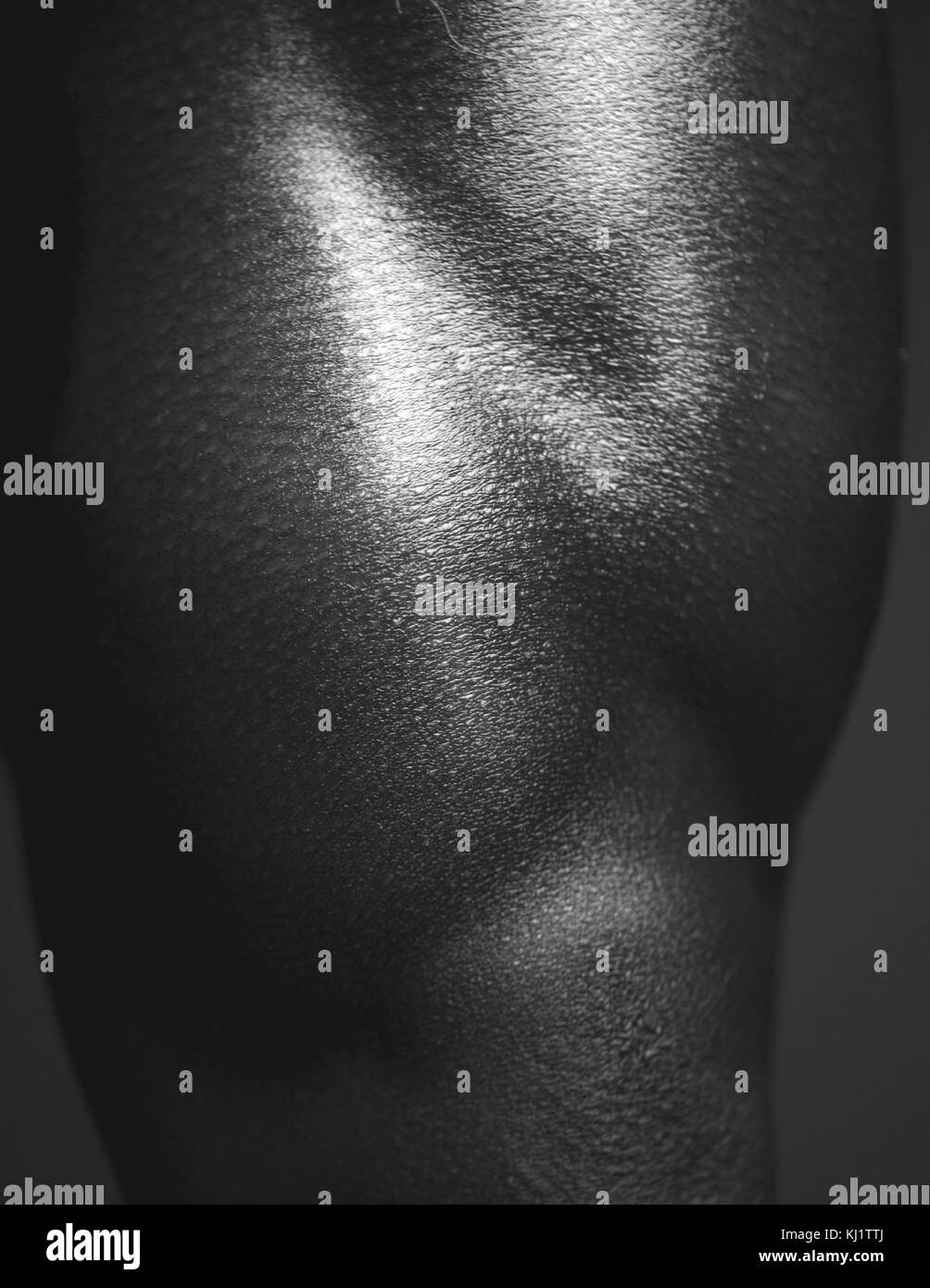 Il corpo umano della gamba in bianco e nero Foto Stock