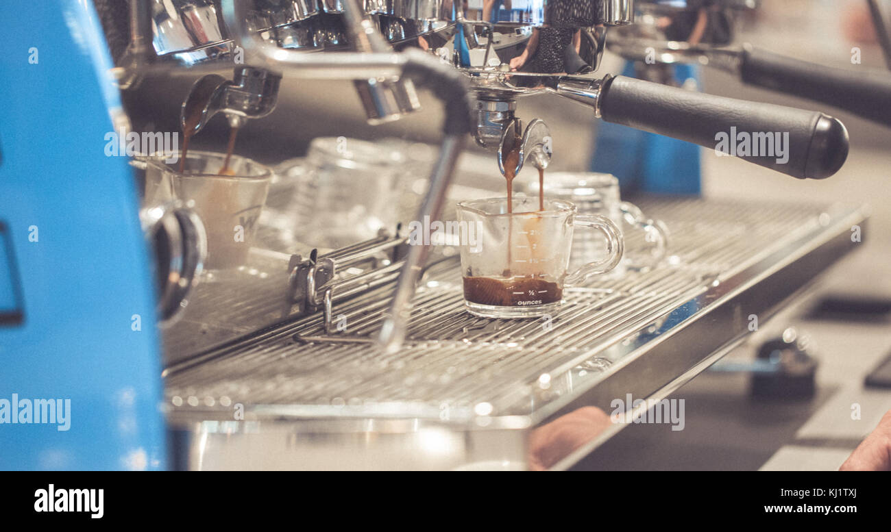 Macchina espresso al coffee shop Foto Stock