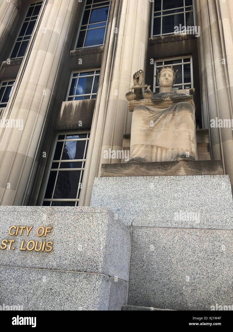 Fotografia del vecchio Palazzo di Giustizia di San Louis, Missouri. Il Tribunale vecchio è ora parte del Jefferson National Expansion Memorial costruito durante il XIX secolo. Recante la data del XXI secolo Foto Stock