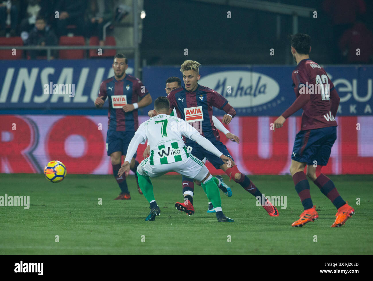 Eibar, Spagna. Xx nov, 2017. (20) ivan alejo durante lo spagnolo la liga partita di calcio tra s.d eibar e Real Betis balompie, a ipurua Stadium, in Eibar, Spagna settentrionale, Lunedì, Novembre 20, 2017. Credito: gtres información más comuniación sulla linea, s.l./alamy live news Foto Stock