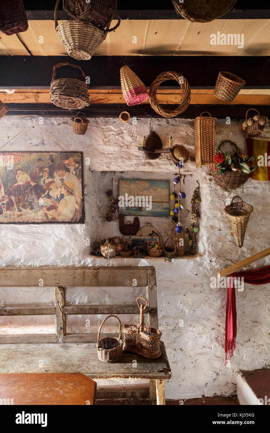 I suini naso inn east prawle, devon. tradizionale English Pub di campagna vicino al mare, con interni eclettico Foto Stock