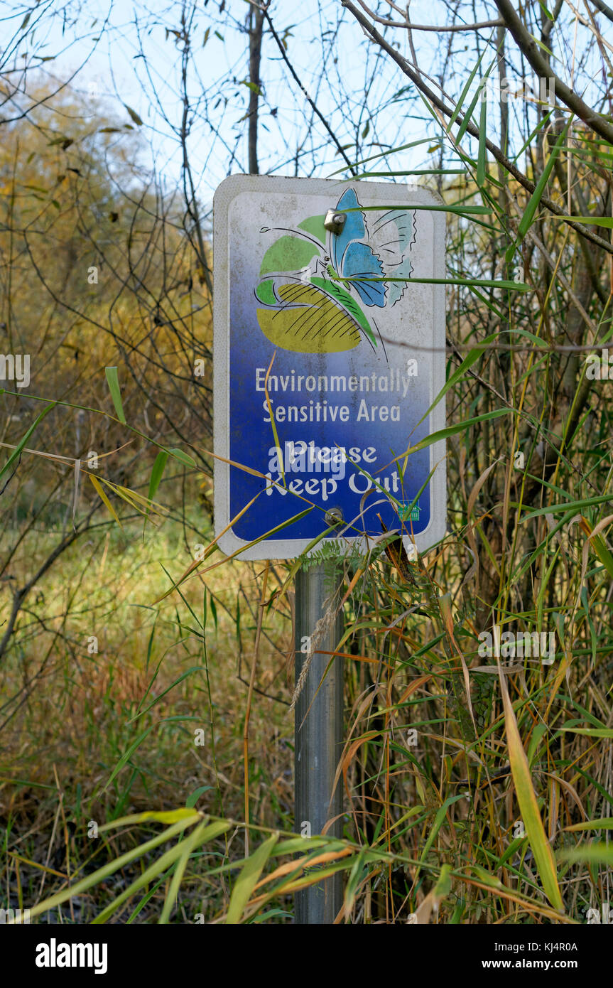 Area ambientalmente sensibile tenere fuori sign in Gerico Park, Vancouver, BC, Canada Foto Stock