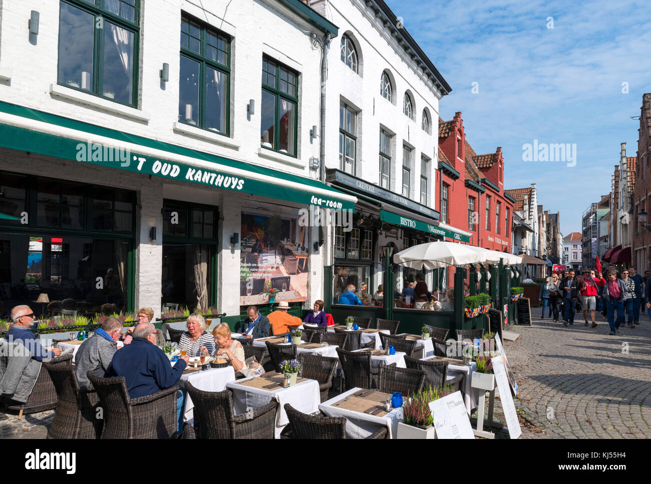 Ristorante su Wijngaardstraat nel centro della città di Bruges (Brugge), Belgio. Foto Stock