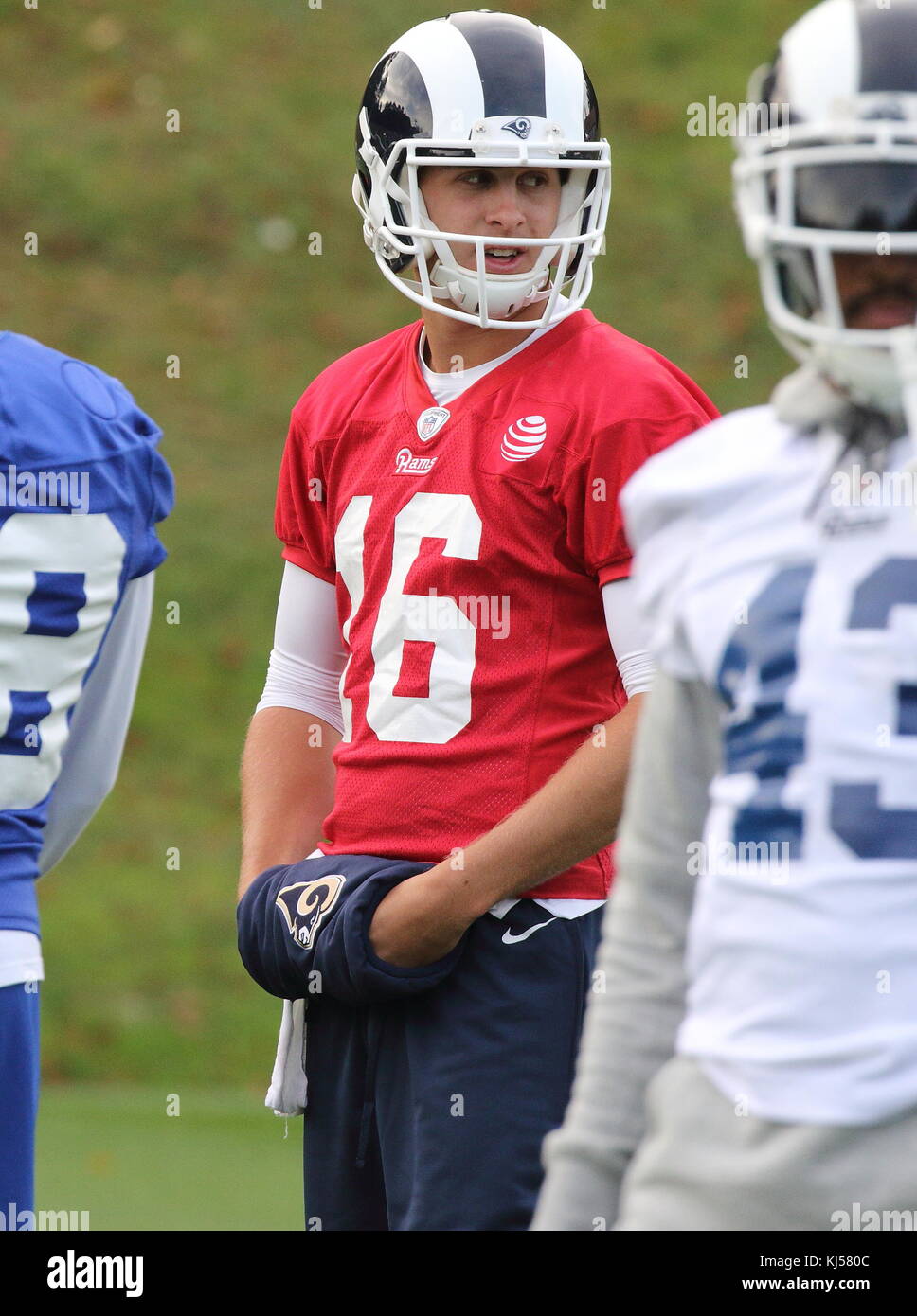 NFL Los Angeles Rams Press Conference and Practice al Pennyhill Park, Bagshot, davanti alla partita della NFL UK International Series contro gli Arizona Cardinals al Twickenham Stadium con: Jared Goff dove: Londra, Regno Unito quando: 20 ottobre 2017 credito: WENN.com Foto Stock