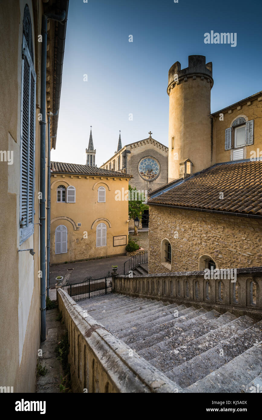 Abbazia di Saint Michel de Frigolet, La montagnette, Bouches-du-Rhône, Provence-Alpes-Côte d'Azur, in Francia meridionale, in Francia, in Europa. Foto Stock