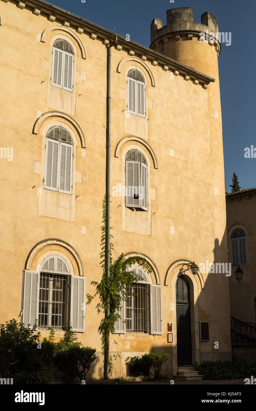 Abbazia di Saint Michel de Frigolet, La montagnette, Bouches-du-Rhône, Provence-Alpes-Côte d'Azur, in Francia meridionale, in Francia, in Europa. Foto Stock