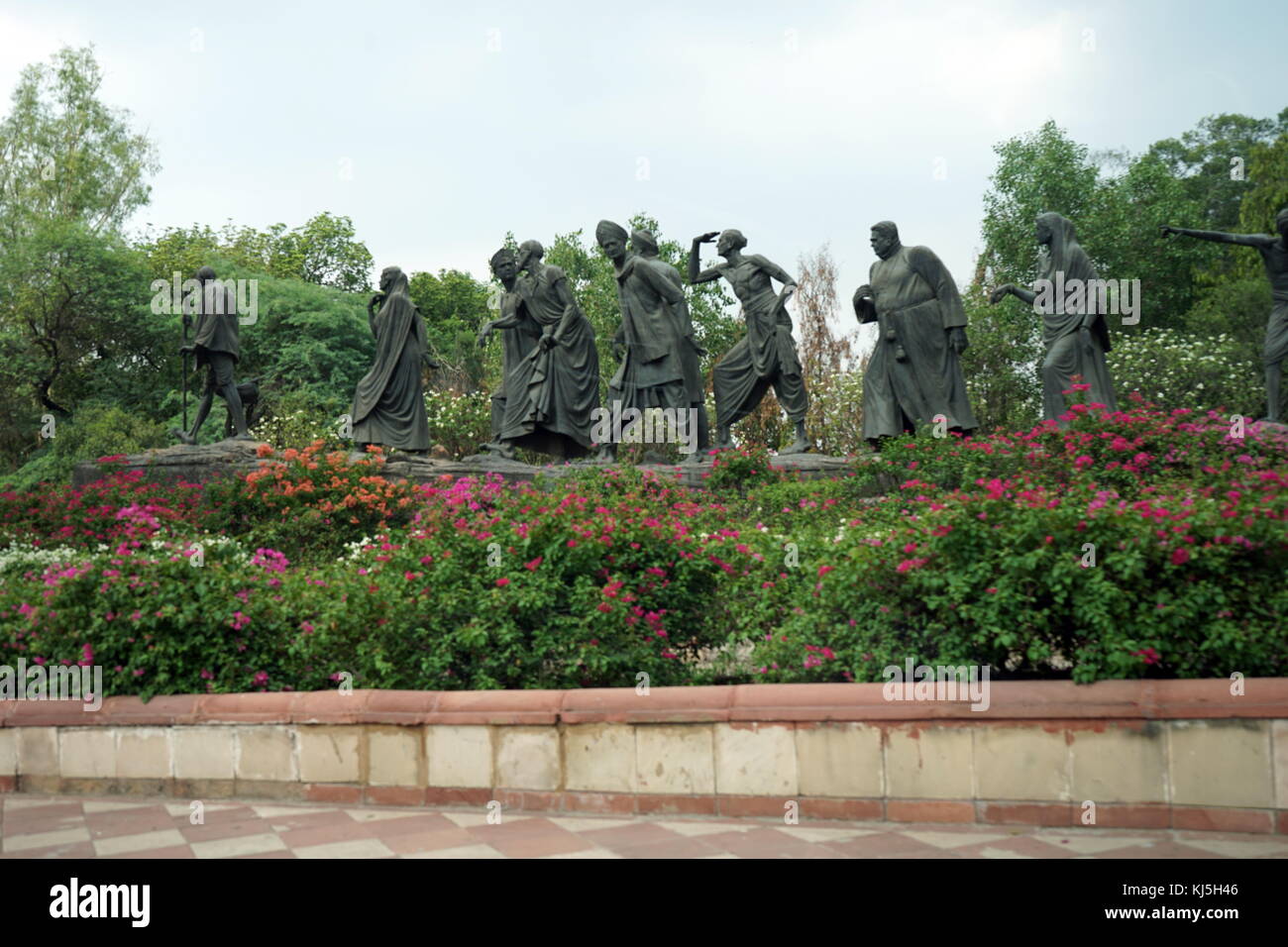 Girah Murti (undici figure); sale Satyagraha Memorial, a mezzaluna Willingdon a Sardar Patel Marg, New Delhi (India). Scolpito da Devi Prasad Roy Choudhary [1899-1975] Foto Stock