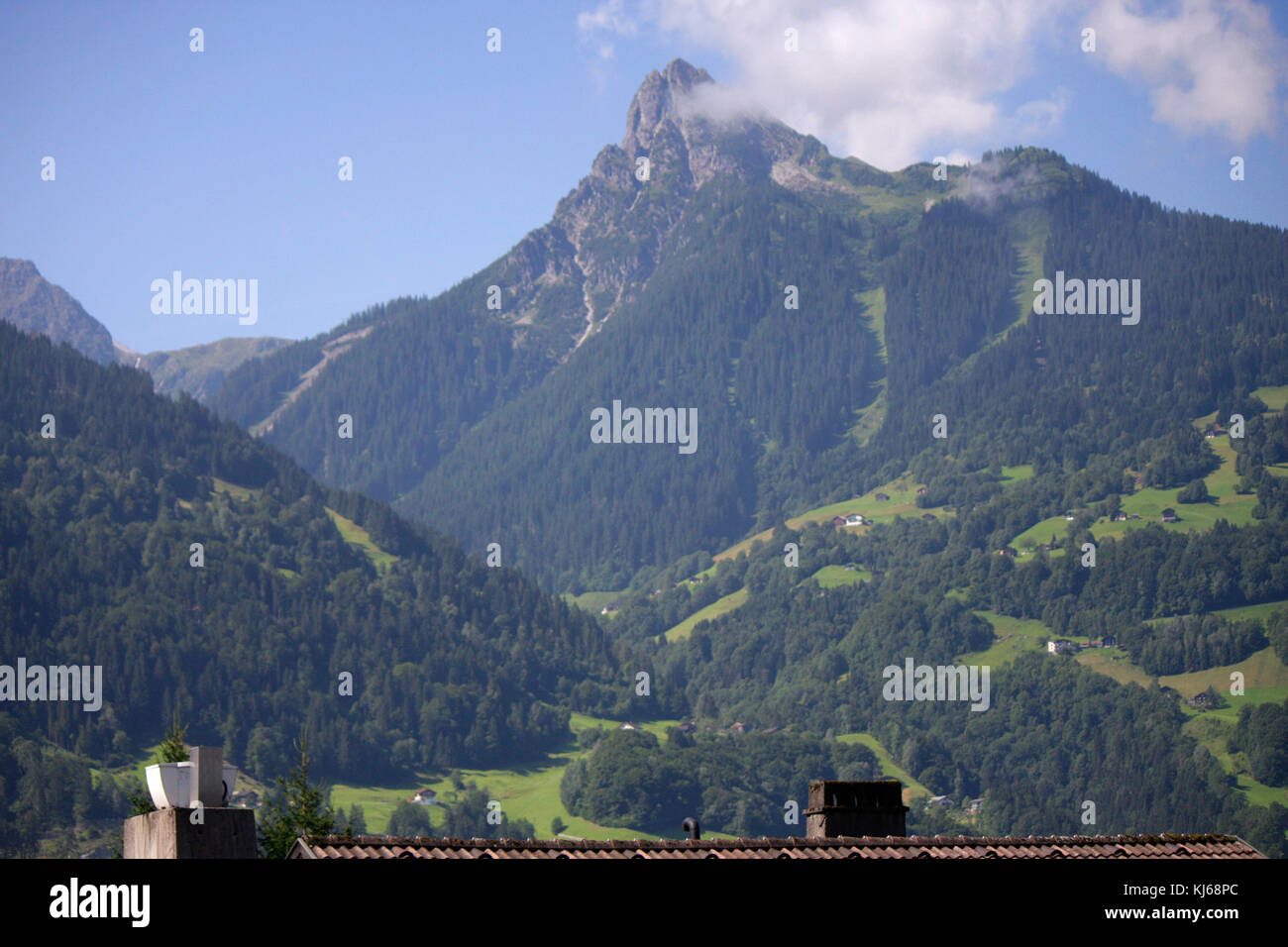 Luftbild: schruns, montafon, Vorarlberg, oesterreich. Foto Stock