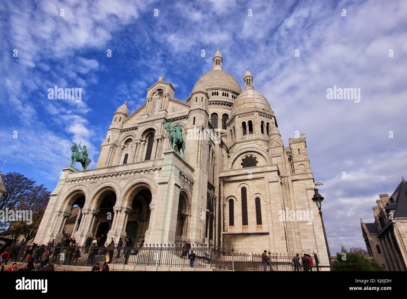 Basilica del Sacro Cuore, Parigi - 21 nov 2008 - La basilica si trova al vertice della Butte Montmartre e il punto più alto della città. Foto Stock