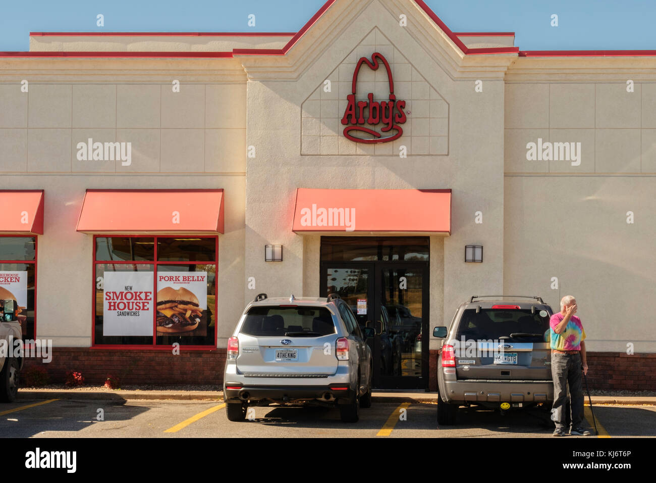 L'esterno anteriore del negozio, negozio di fronte e ingresso di Arby's ristorante fast food in Guthrie, Oklahoma, Stati Uniti d'America. Foto Stock