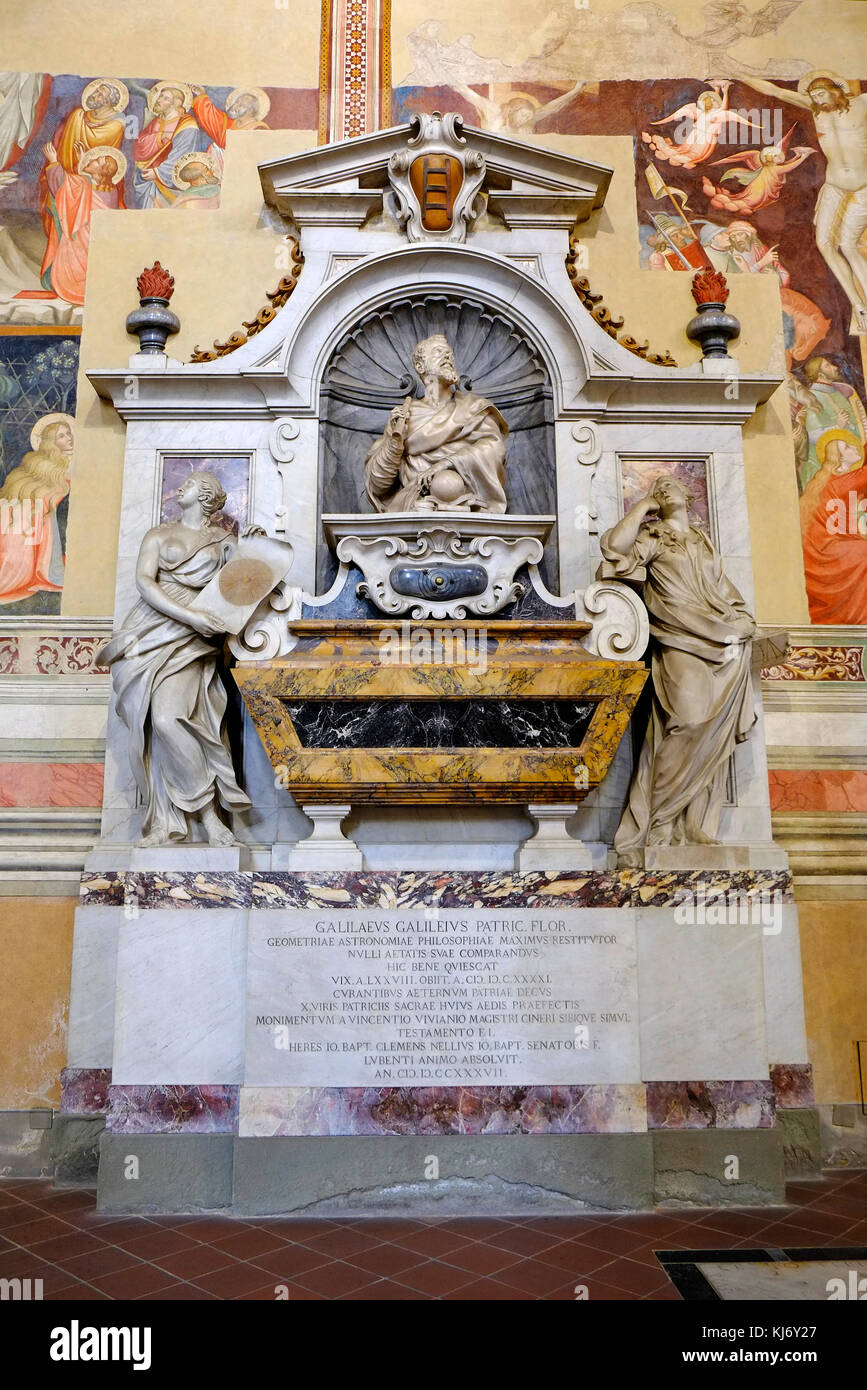 Tomba di Galileo, chiesa di Santa Croce, Firenze, Italia Foto stock - Alamy