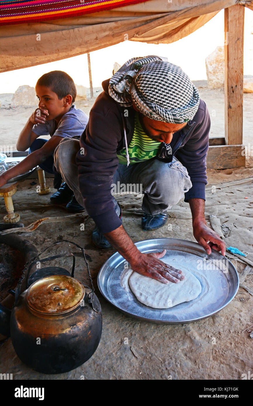 Bedouin pita rendendo Foto Stock