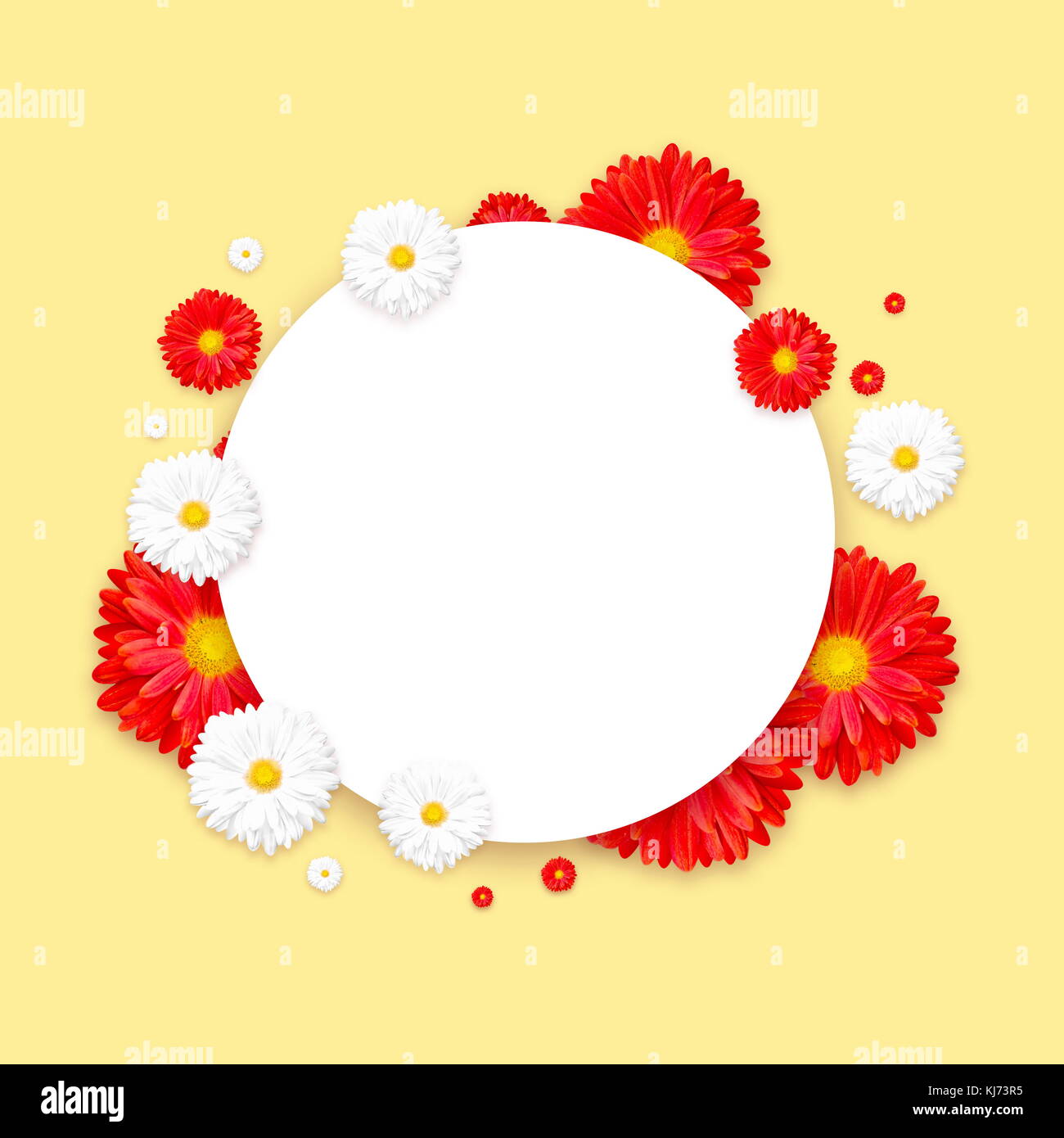 Sfondo giallo con splendidi fiori colorati. sfondo volantini, invito, manifesti, brochure voucher di sconto Foto Stock