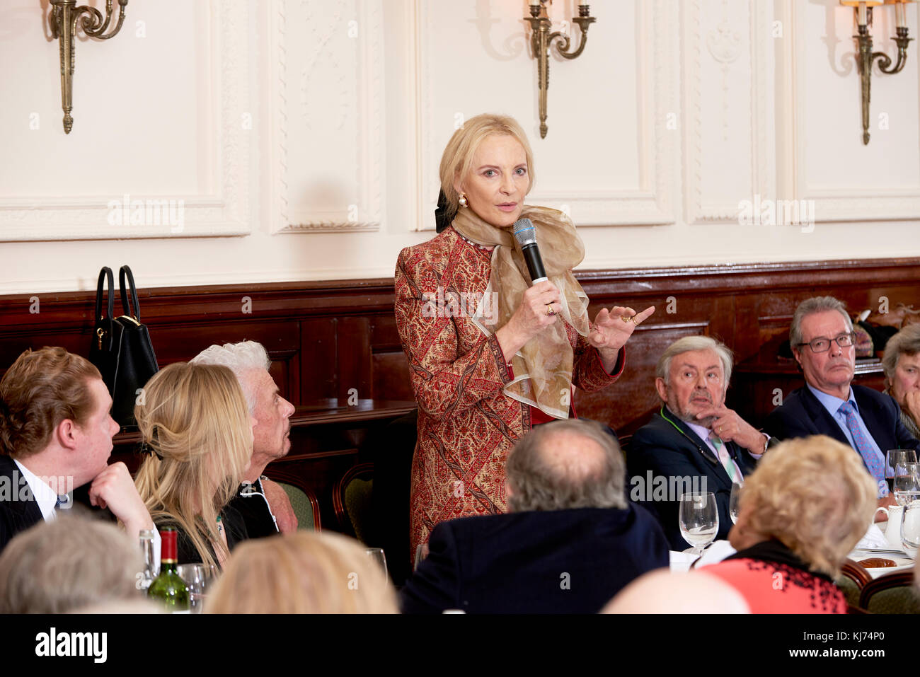 La Principessa Michael, Kent su un ghepardo del racconto al oldie pranzo letterario 14-11-17, Foto Stock