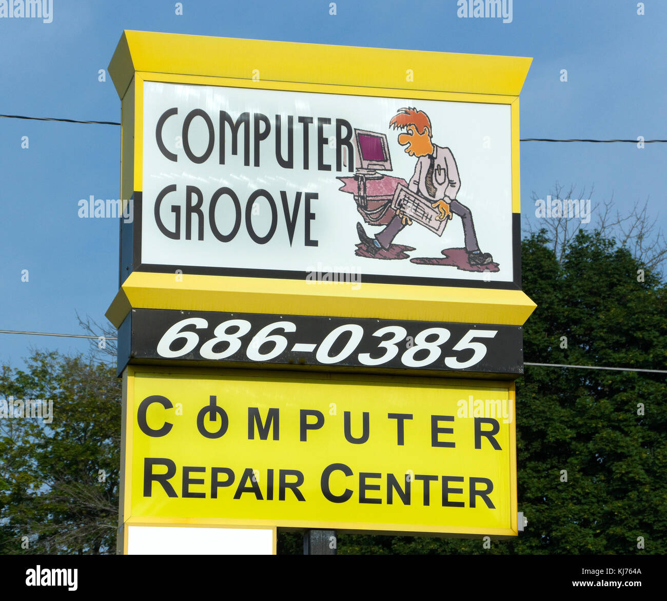 Scanalatura per computer computer centro riparazione segno, Manitowoc, Wisconsin Foto Stock