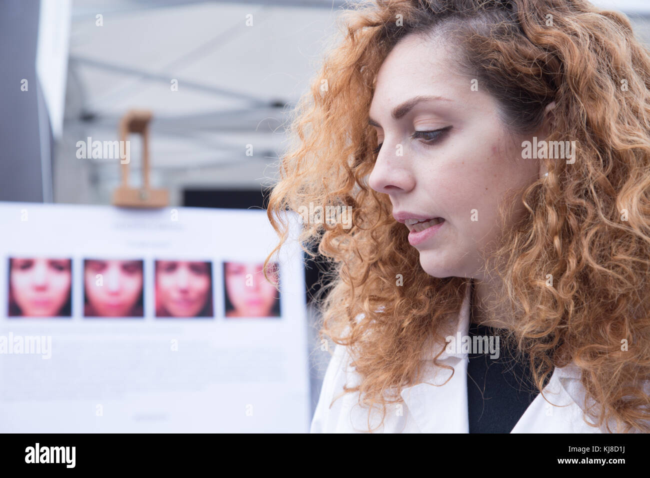 Roma, Italia. Xxi nov, 2017. università la Sapienza di Roma ha organizzato una sensibilizzazione evento per le donne con free medical, infodesk e psicologica di credito di ascolto: Matteo nardone/Pacific press/alamy live news Foto Stock