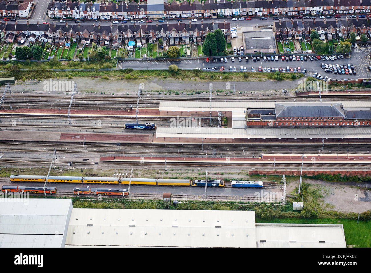 Una vista aerea della stazione ferroviaria di Rugby, Warwickshire, West Midlands, Regno Unito Foto Stock