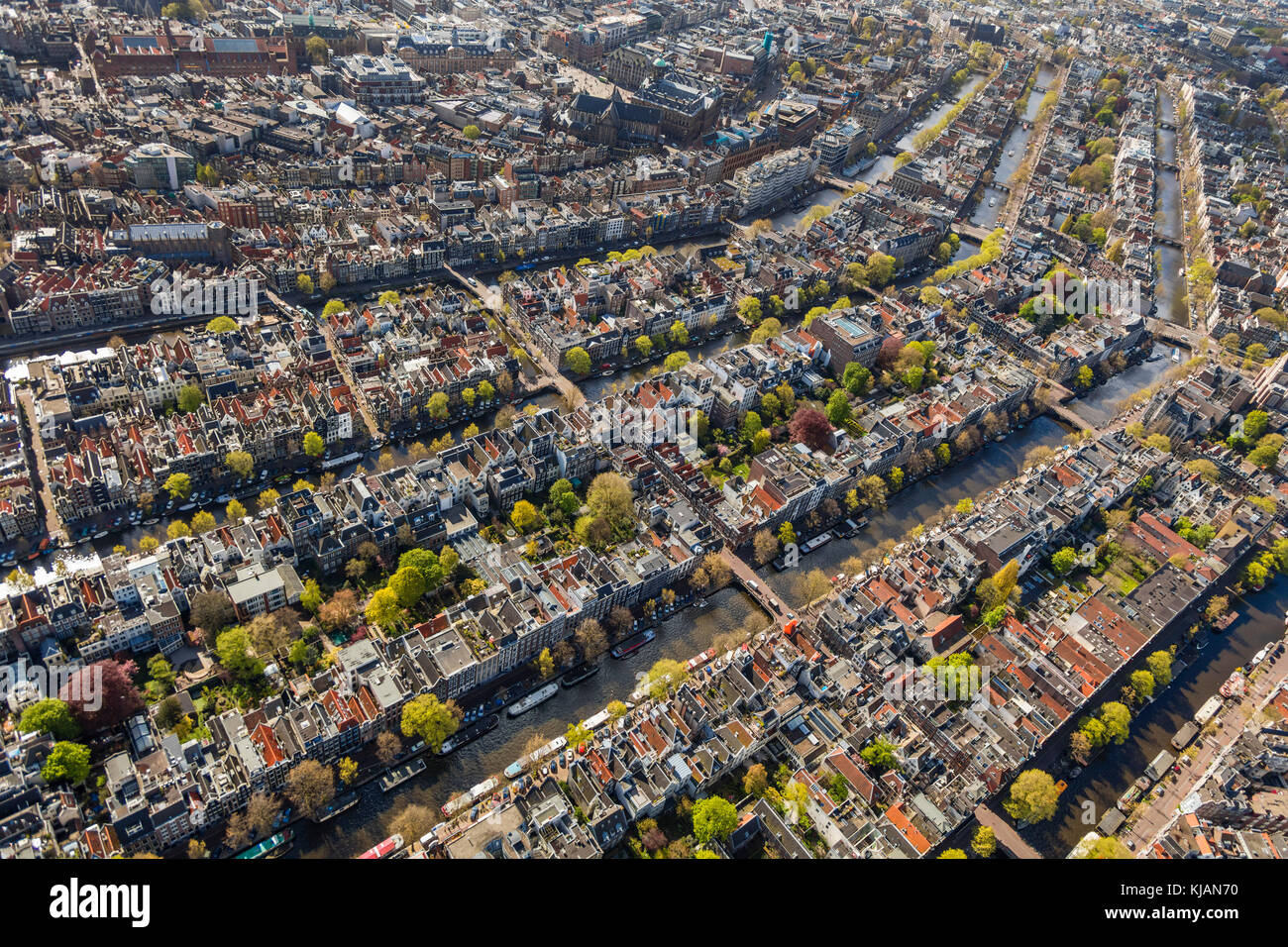 Vista aerea del centro storico della città vecchia di Amsterdam, Paesi Bassi Foto Stock