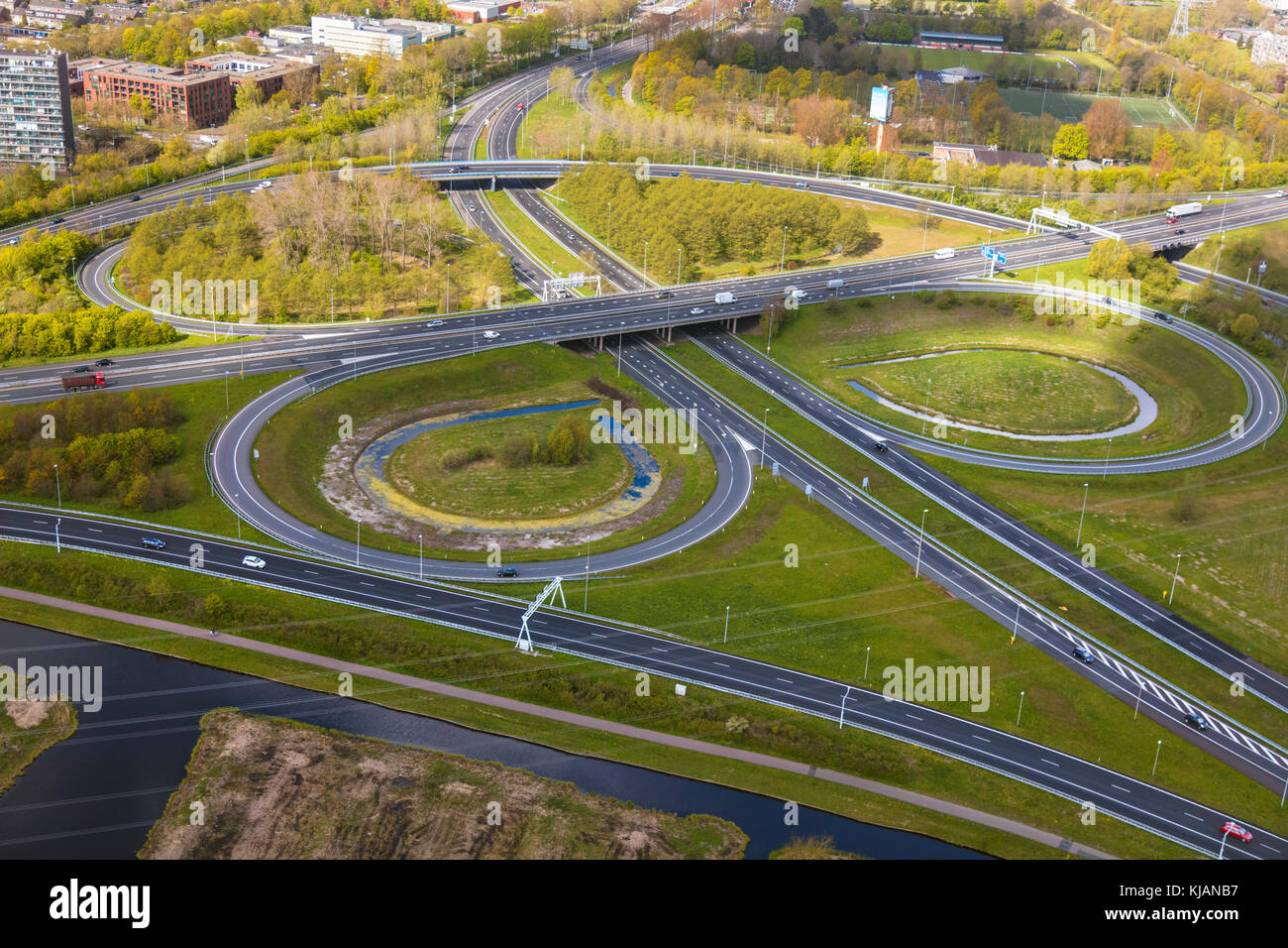 Vista aerea di incroci stradali, nei pressi di amsterdam, Paesi Bassi Foto Stock