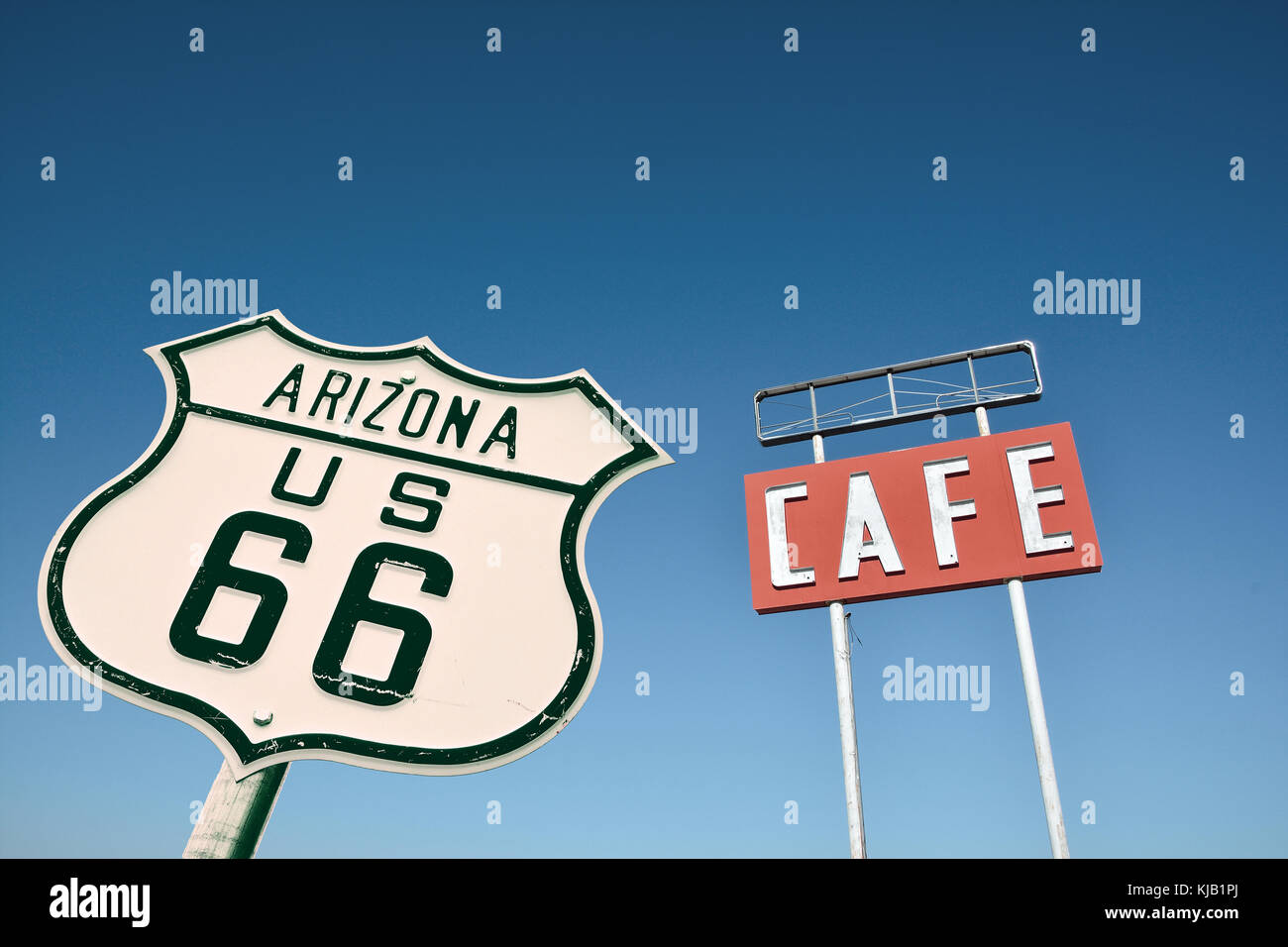 Cafe segno lungo la storica Route 66 in Arizona. Foto Stock