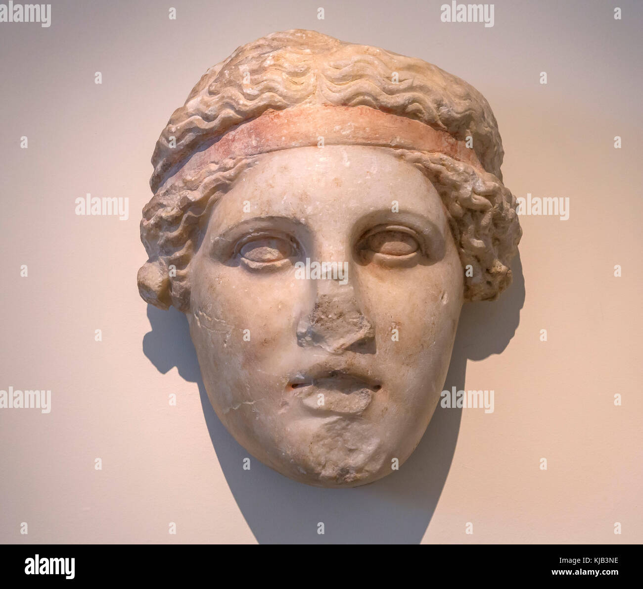 Marble Head of a Deity indossa un Dioysiac Filet, copia romana, originale greco, Metropolitan Museum of Art, Manhattan, New York City, USA, Nord America Foto Stock
