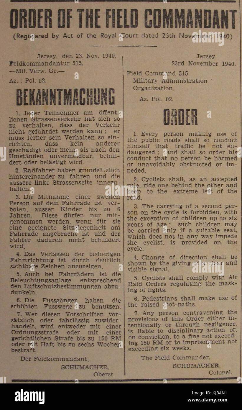 Annuncio relativo alle norme sul traffico a Jersey, datato 1940, che riflette le politiche storiche sui trasporti in quel periodo. Foto Stock