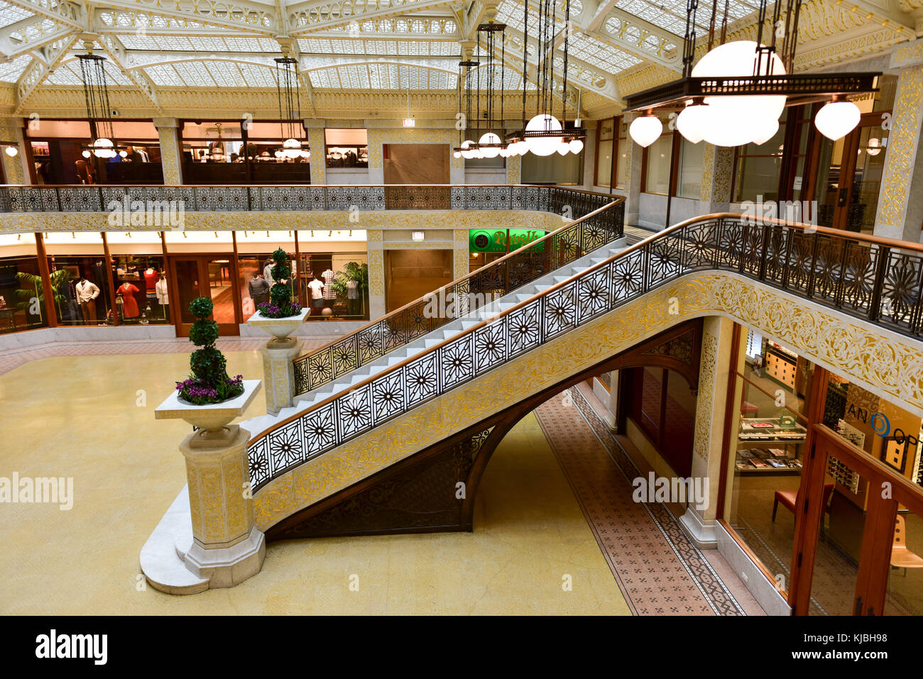 Chicago - 8 settembre 2015: lobby in the rookery building, un punto di riferimento storico situato a 209 South lasalle street nel loop area comunitaria di chic Foto Stock